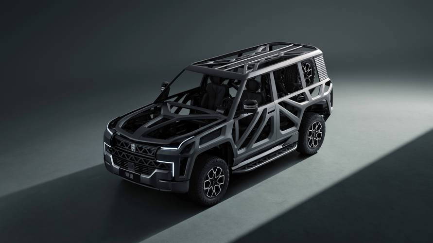 广州6仰望U8硬派越野的科技魅力，国能汽车对传统燃油车市场的冲击